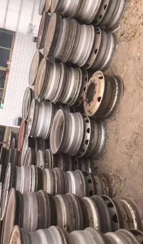 8.50-20 و 9.00-22.5 عجلات شاحنات مستعملة شاحنات مستعملة قطع غيار