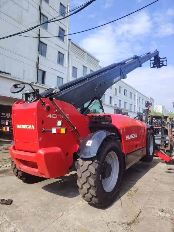 Handling of Heavy Materials The Hangcha T40-180XH16D Second Hand Forklift for Lumber Yards and Agricultural Settings