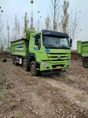 هوو 380 شاحنة قمامة مستعملة 8x4 380HP شاحنات قمامة مستعملة خضراء